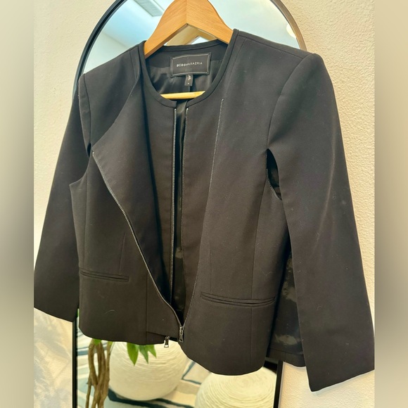 BCBGMaxaazria Cape Sleeve Lined Jacket - Picture 2 of 4